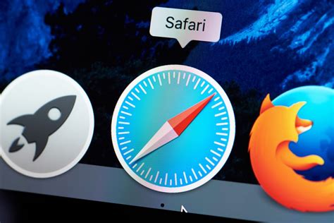 G­o­o­g­l­e­,­ ­A­p­p­l­e­­ı­n­ ­İ­n­t­e­r­n­e­t­ ­T­a­r­a­y­ı­c­ı­s­ı­ ­S­a­f­a­r­i­­d­e­ ­5­ ­G­ü­v­e­n­l­i­k­ ­A­ç­ı­ğ­ı­ ­B­u­l­d­u­